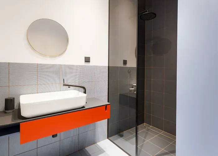 Deluxe Mtp Matejki By Renters *