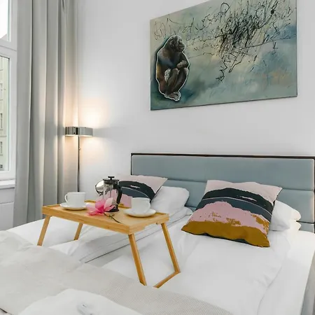Deluxe Mtp Matejki By Renters Lägenhet Poznań