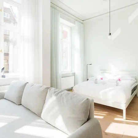 Deluxe Mtp Matejki By Renters Posen