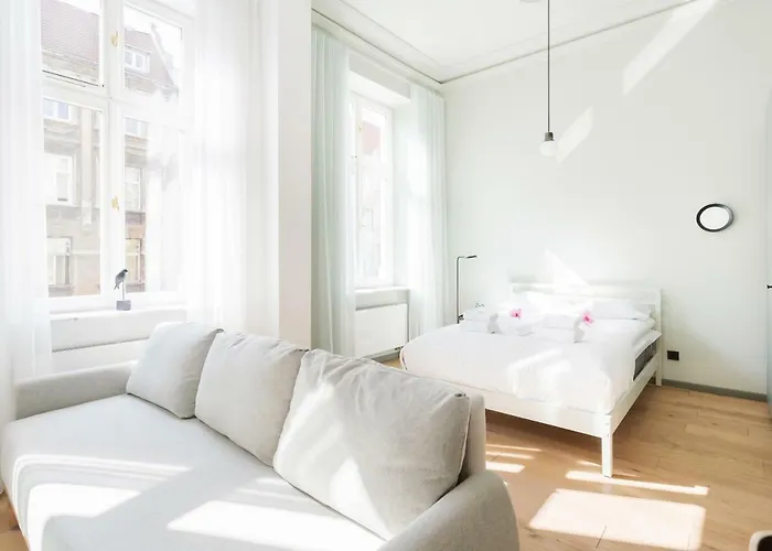 Deluxe Mtp Matejki By Renters Poznaň